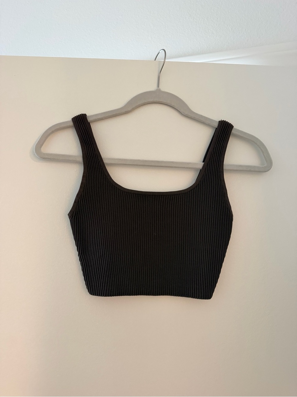 Babaton Black Ribbed Square-Neck Crop Top